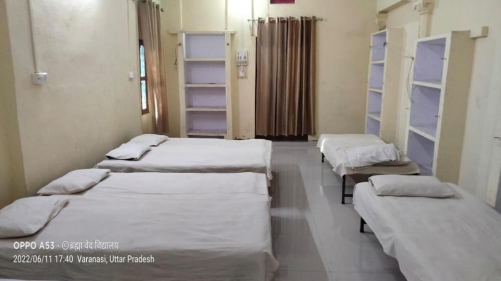 Shri Swami Sheetal Das Akhada B1-88 Assi , Near Pushkar Talab,Varanasi, Ashram Dharmshala酒店 外观 照片