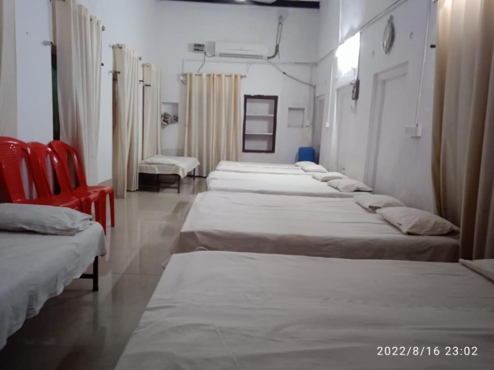 Shri Swami Sheetal Das Akhada B1-88 Assi , Near Pushkar Talab,Varanasi, Ashram Dharmshala酒店 外观 照片