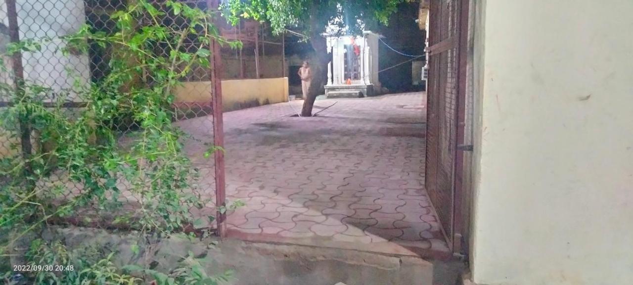 Shri Swami Sheetal Das Akhada B1-88 Assi , Near Pushkar Talab,Varanasi, Ashram Dharmshala酒店 外观 照片
