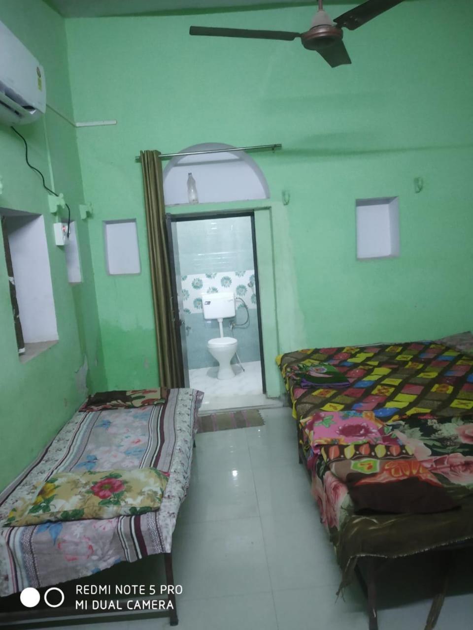 Shri Swami Sheetal Das Akhada B1-88 Assi , Near Pushkar Talab,Varanasi, Ashram Dharmshala酒店 外观 照片
