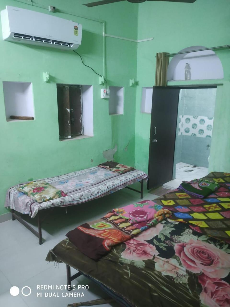 Shri Swami Sheetal Das Akhada B1-88 Assi , Near Pushkar Talab,Varanasi, Ashram Dharmshala酒店 外观 照片